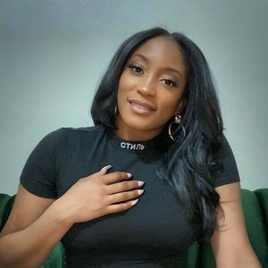 Meet your Posher, Anesia